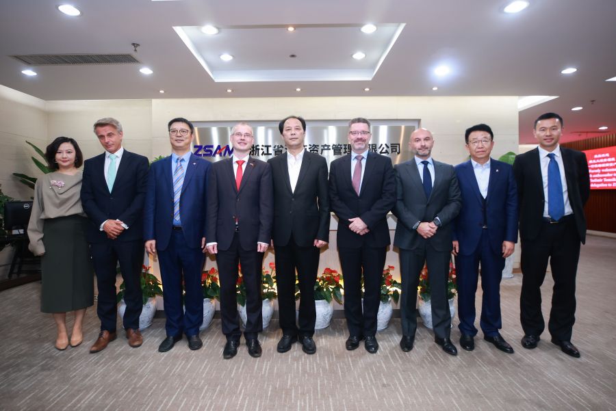 16351302536318227xkO.jpg 1.jpg